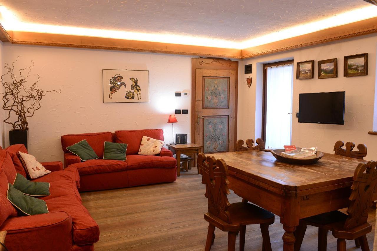 Ai Piedi Della Marmolada Apartment Canazei Ngoại thất bức ảnh